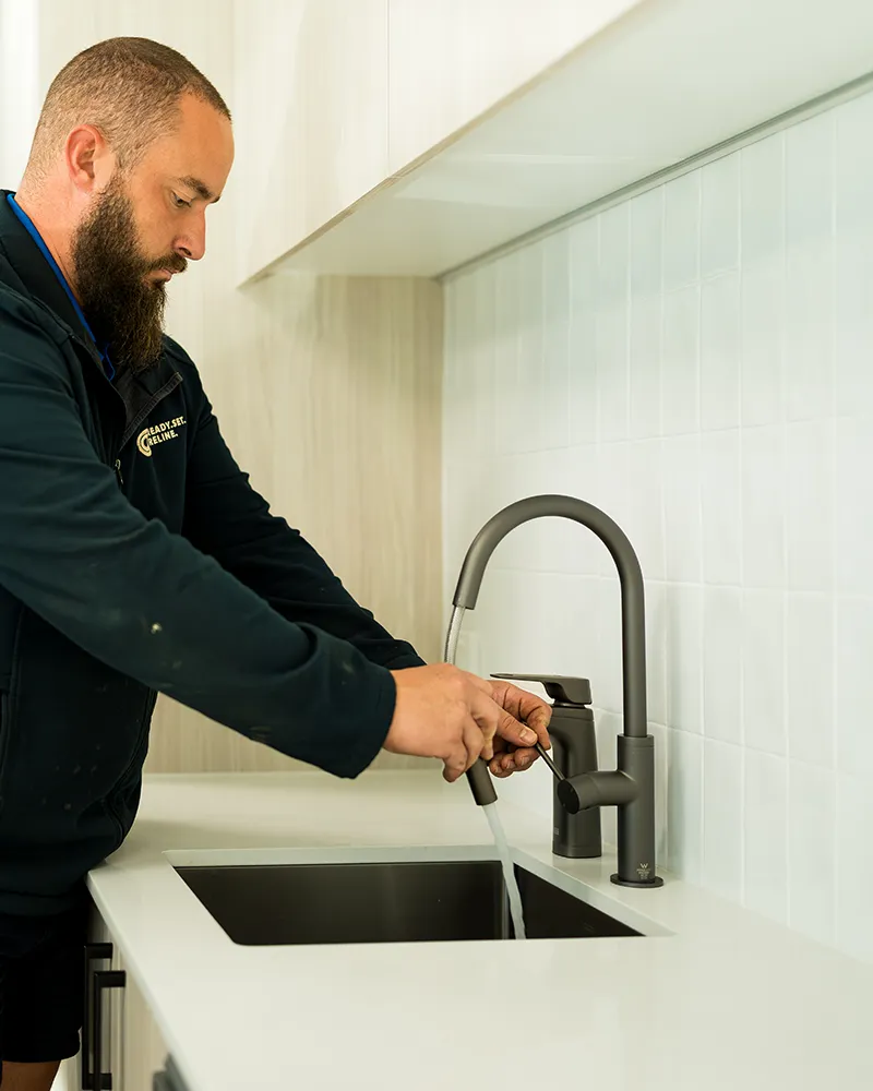 Installing a water filter
